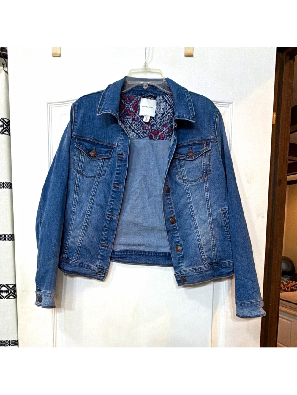 Vintage America Women's Blue Denim Jacket Size L Button Up Collared Pockets